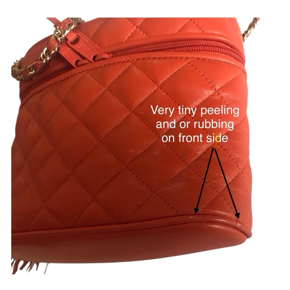 Vintage Quilted Crossbody Bag - Picture 14 of 15